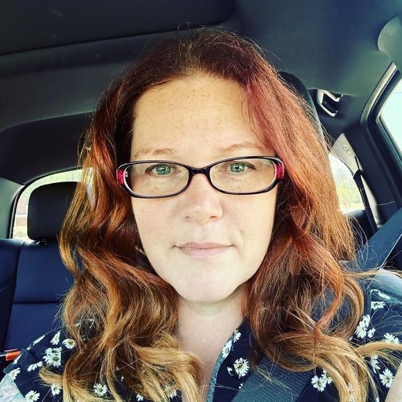 Meet your Posher, Randi - Picture 1 of 1